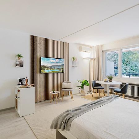 Luganersee, Pool, Strand, Parkplatz, Suite 204 Bissone Esterno foto